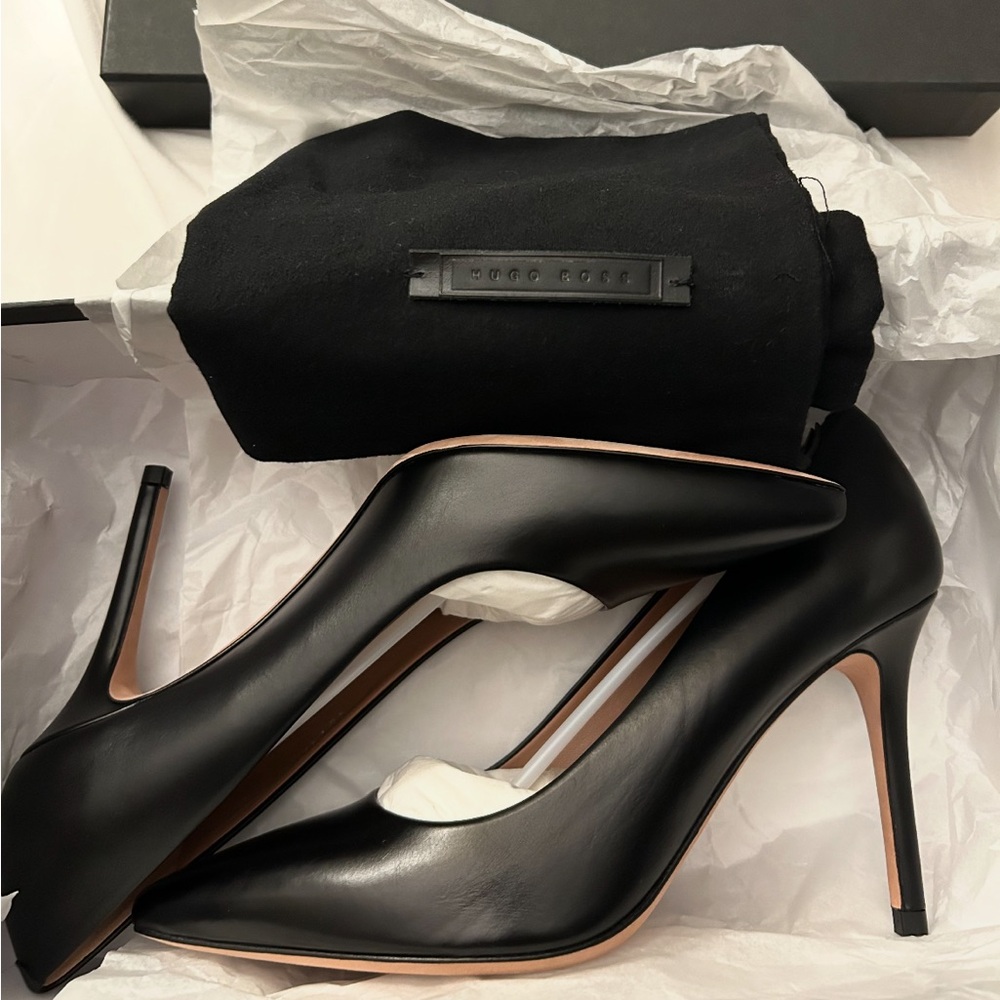 Eddie pump 90-C Hugo boss heels